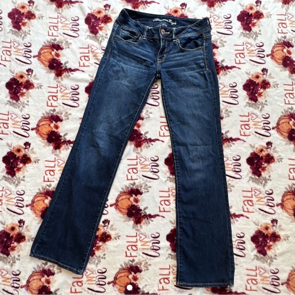 ‼️Women’s Size 6 Long American Eagle flare jeans - Picture 2 of 3